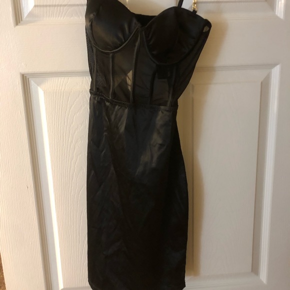 Most tags are still on if not only worn once! - Picture 8 of 13